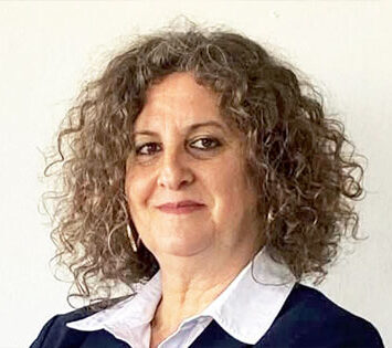 الأستاذة جنان عبدو